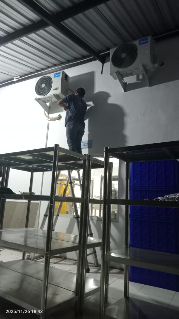 Dokumentasi service AC Semarang CV Rafa Jaya Teknik
